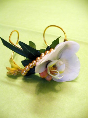 Armband till fest pris ca 350kr